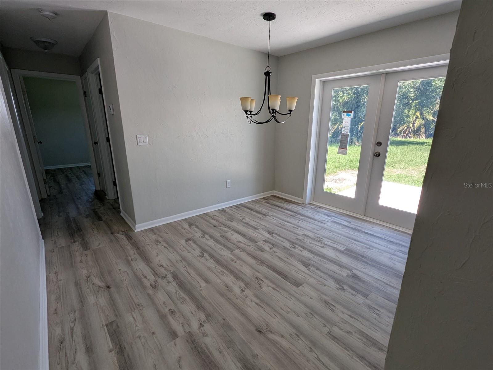 Image 40 of 53 For 1524 Maple Drive