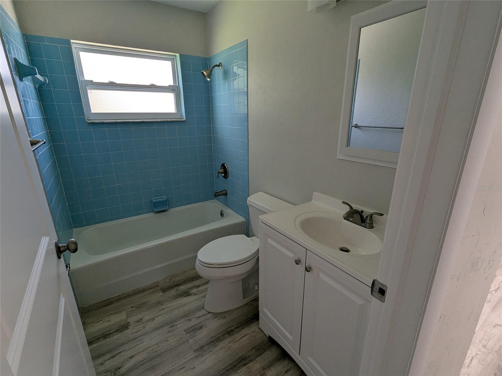 Image 43 of 53 For 1524 Maple Drive