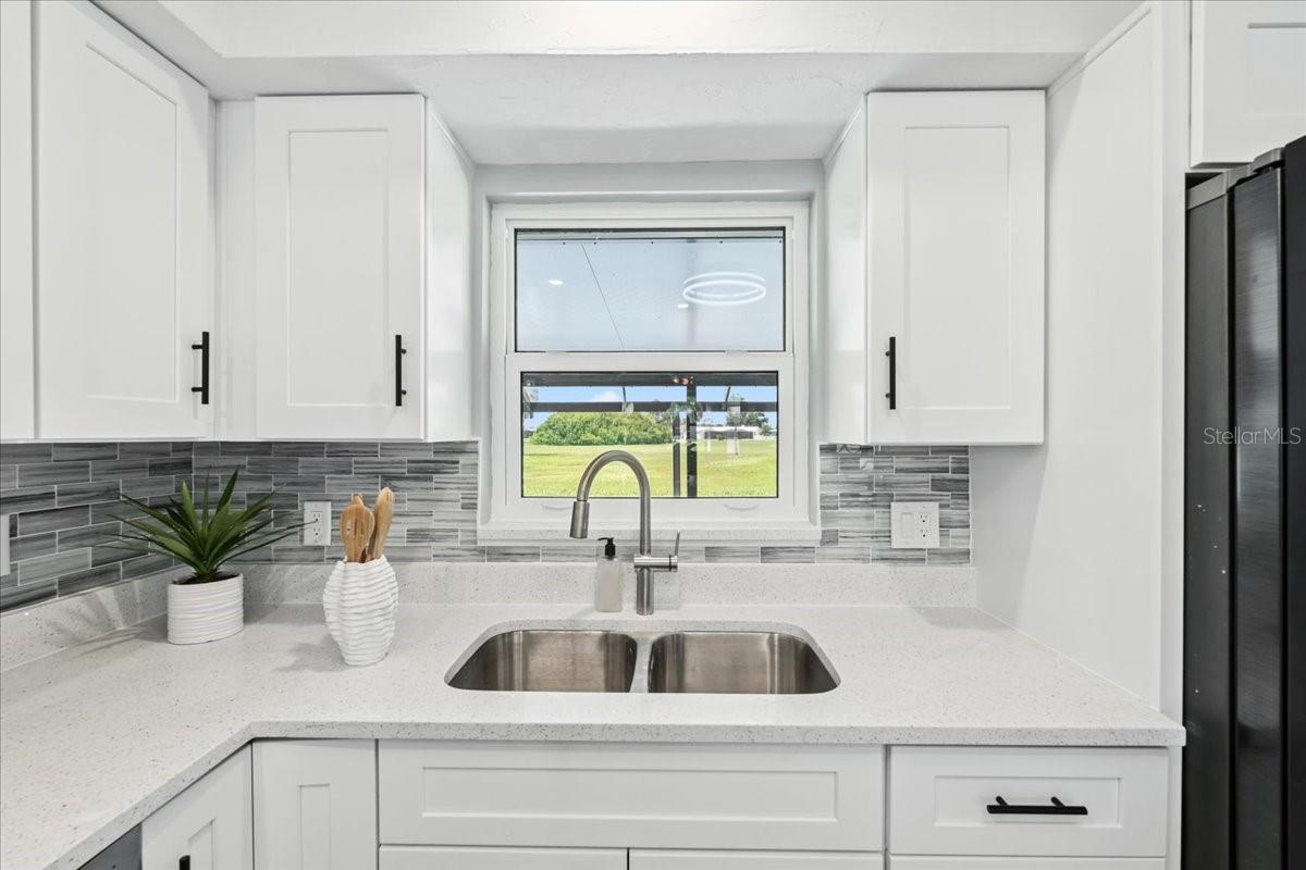 Image 18 of 42 For 46 Oakland Hills Court