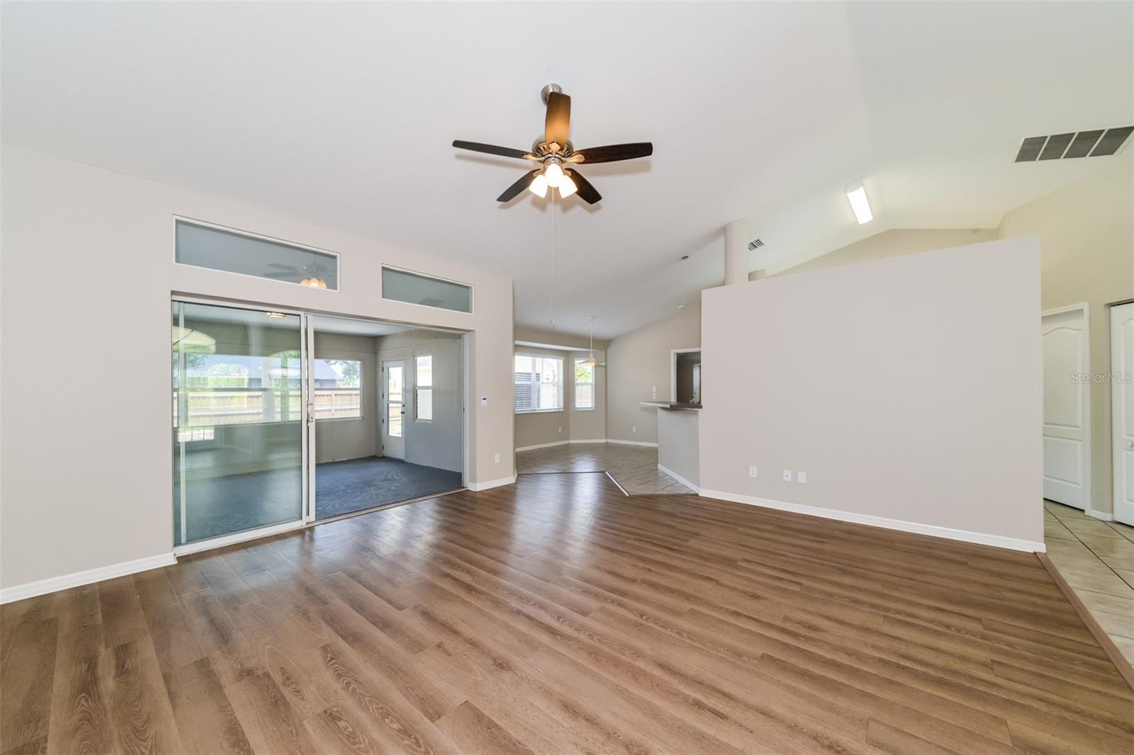 Image 3 of 15 For 4335 Hamwood Street