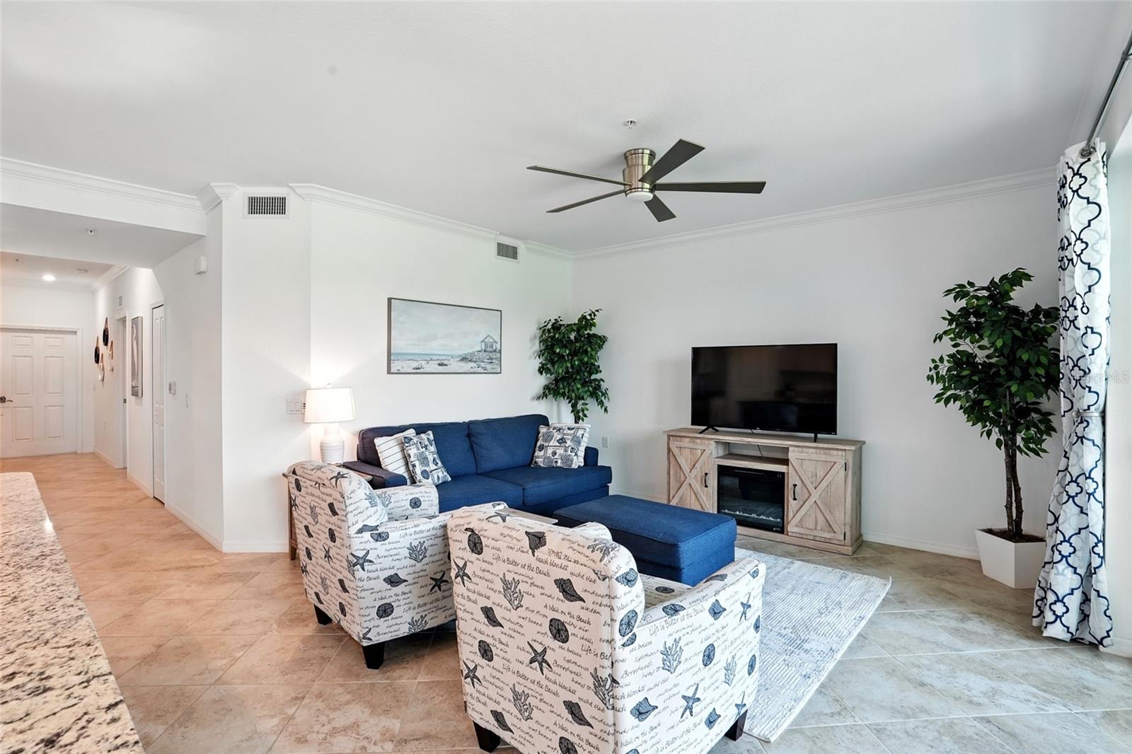 Image 15 of 62 For 14070 Heritage Landing Boulevard 413