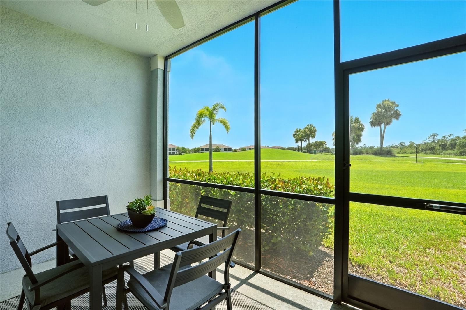 Image 29 of 62 For 14070 Heritage Landing Boulevard 413