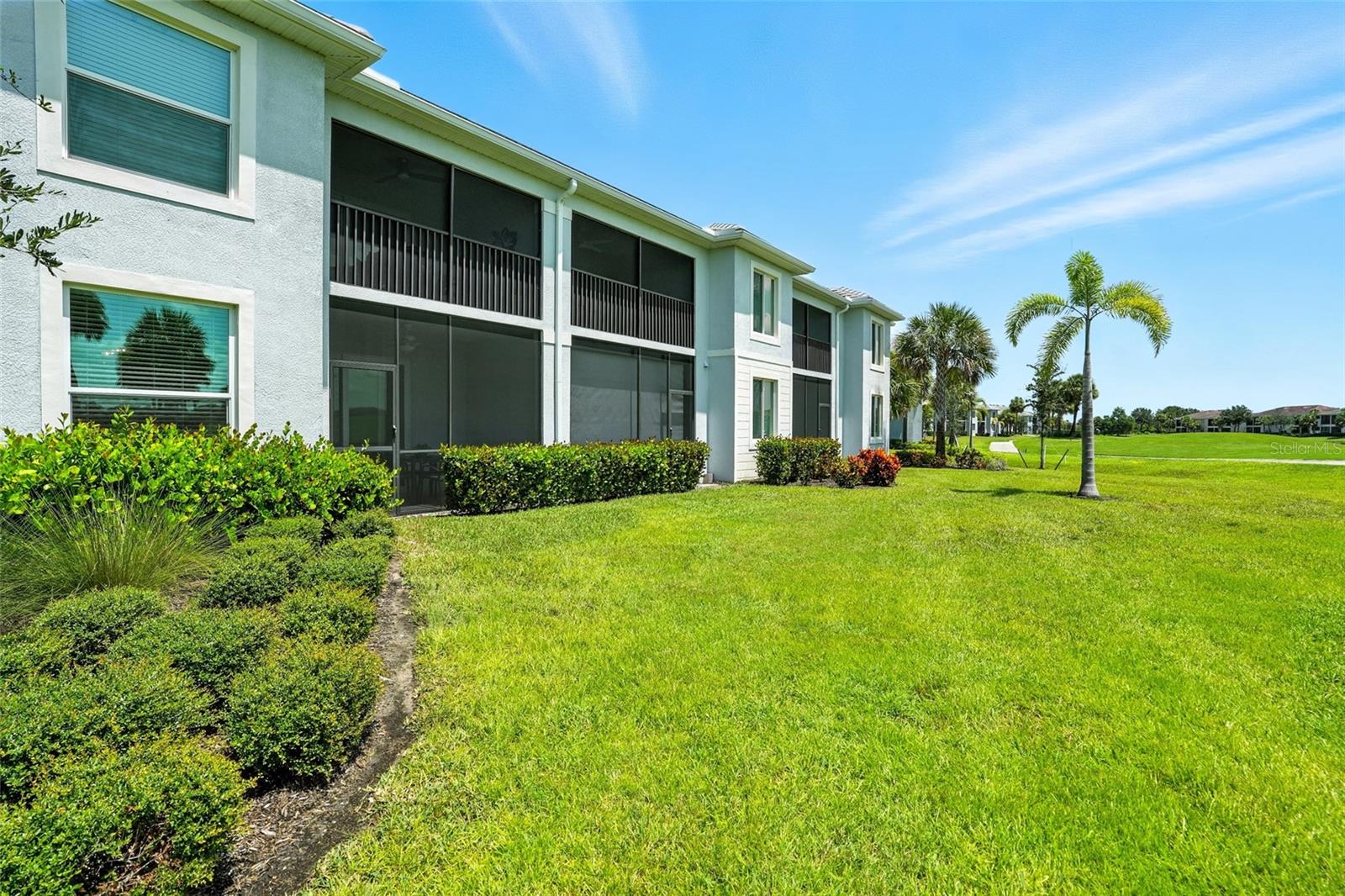Image 33 of 62 For 14070 Heritage Landing Boulevard 413