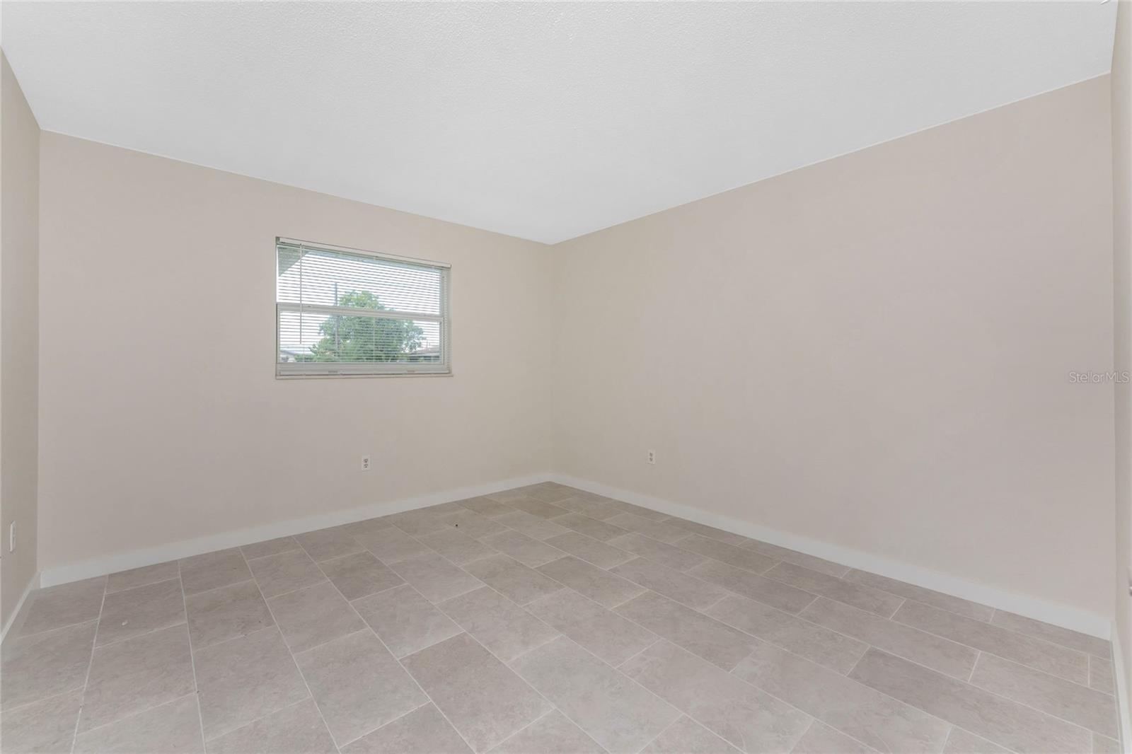 Image 13 of 29 For 210 Delido Court