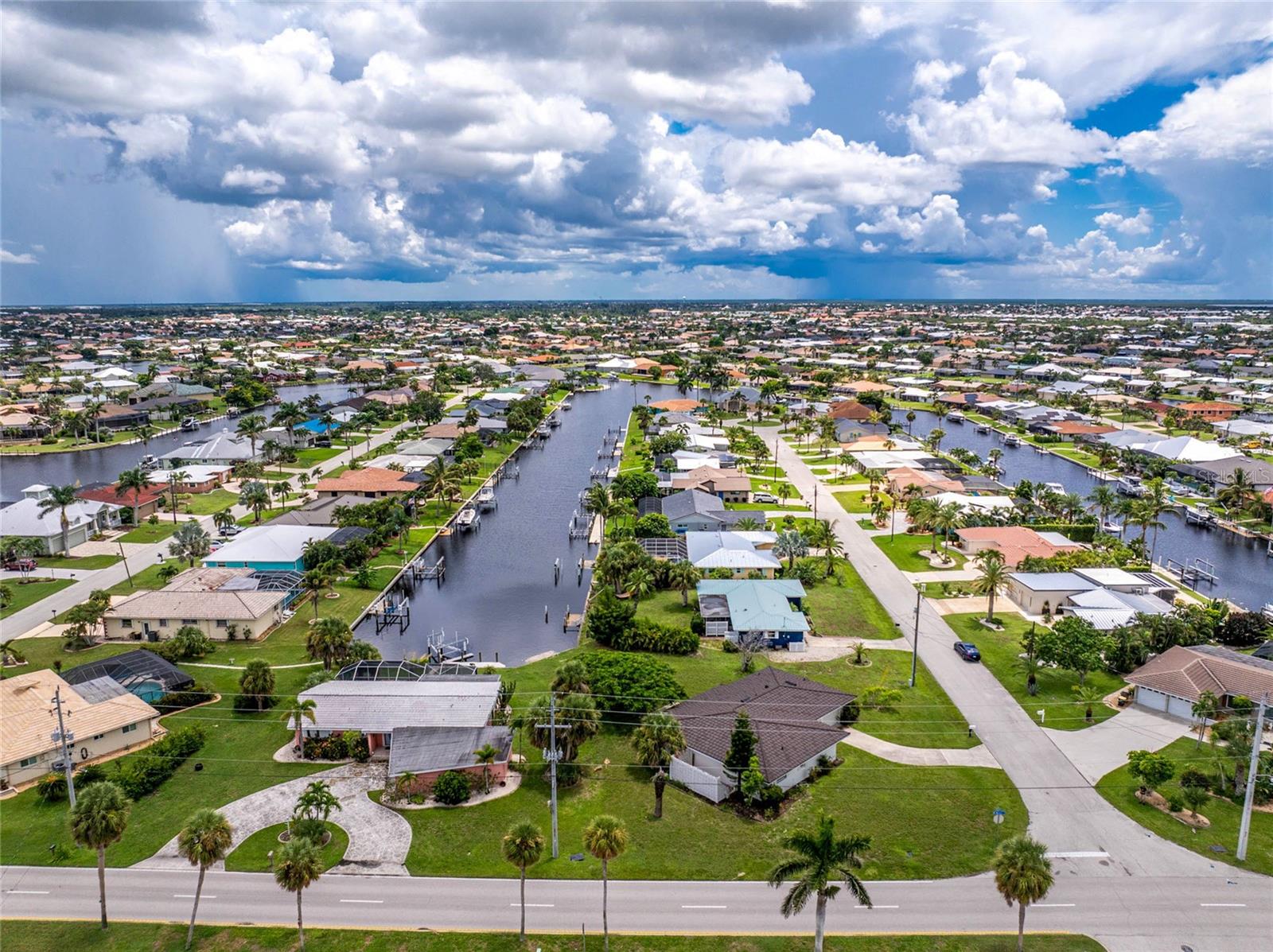 Image 14 of 29 For 210 Delido Court