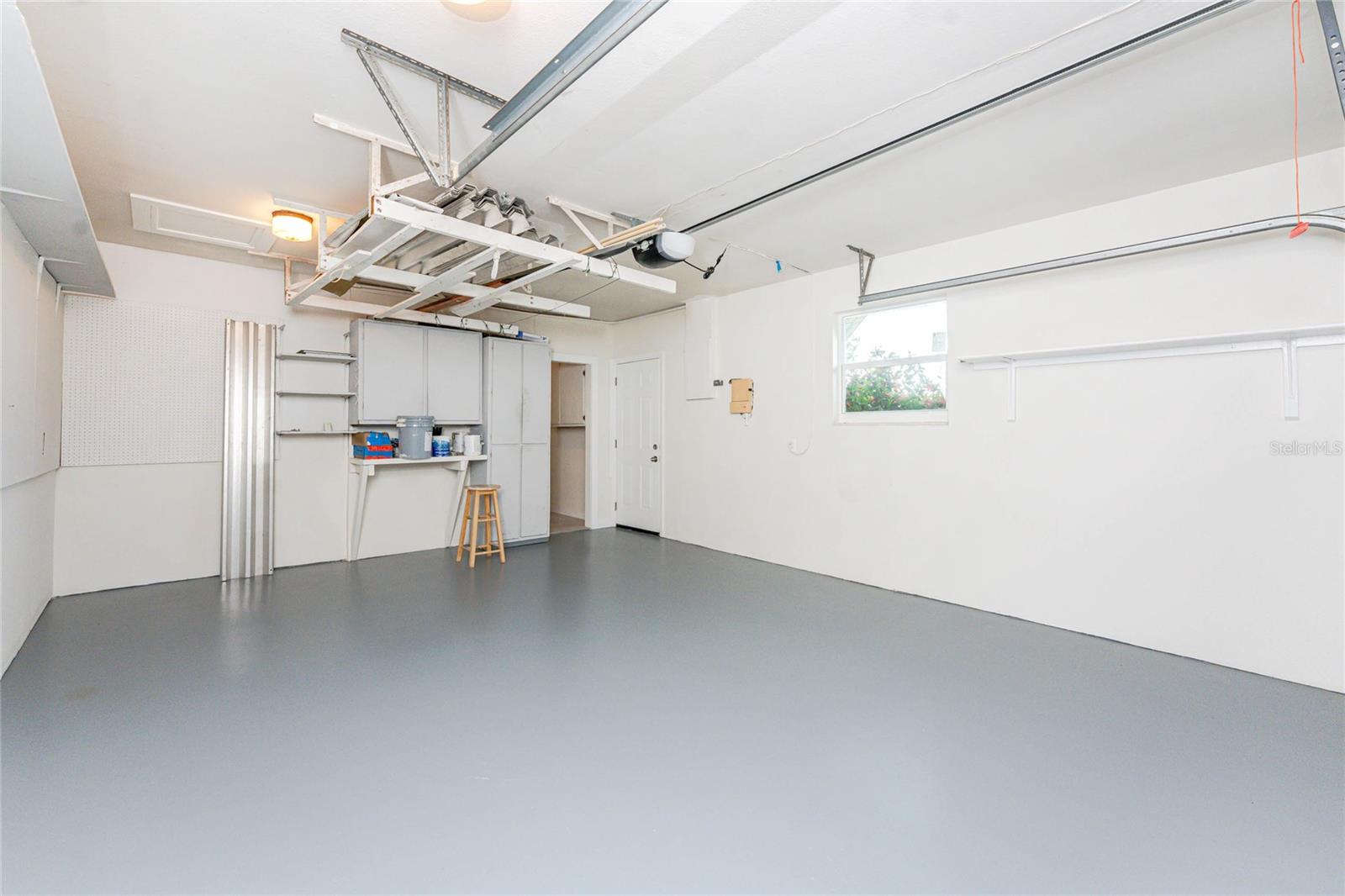 Image 20 of 29 For 210 Delido Court