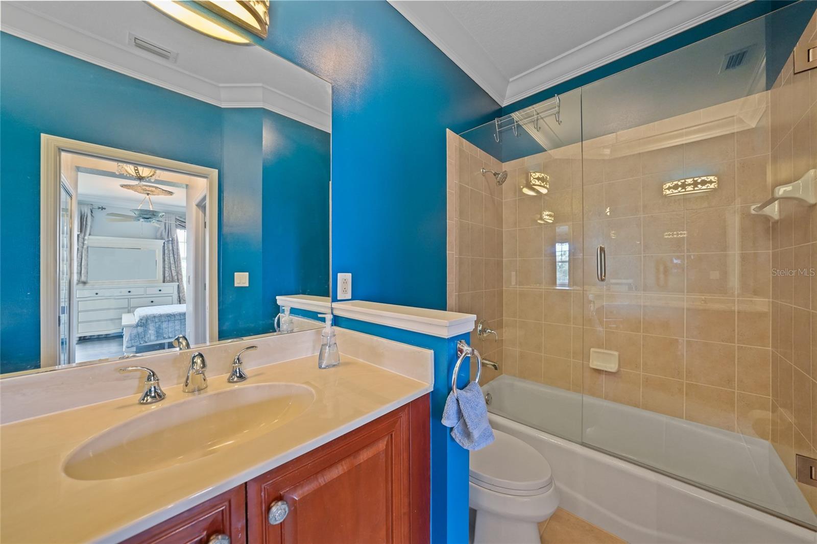 Image 14 of 33 For 17258 Acapulco Road 122