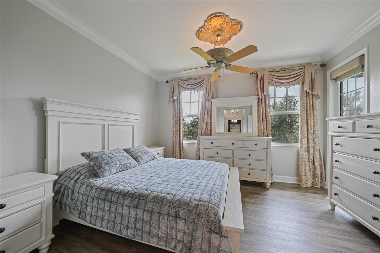 Image 17 of 33 For 17258 Acapulco Road 122