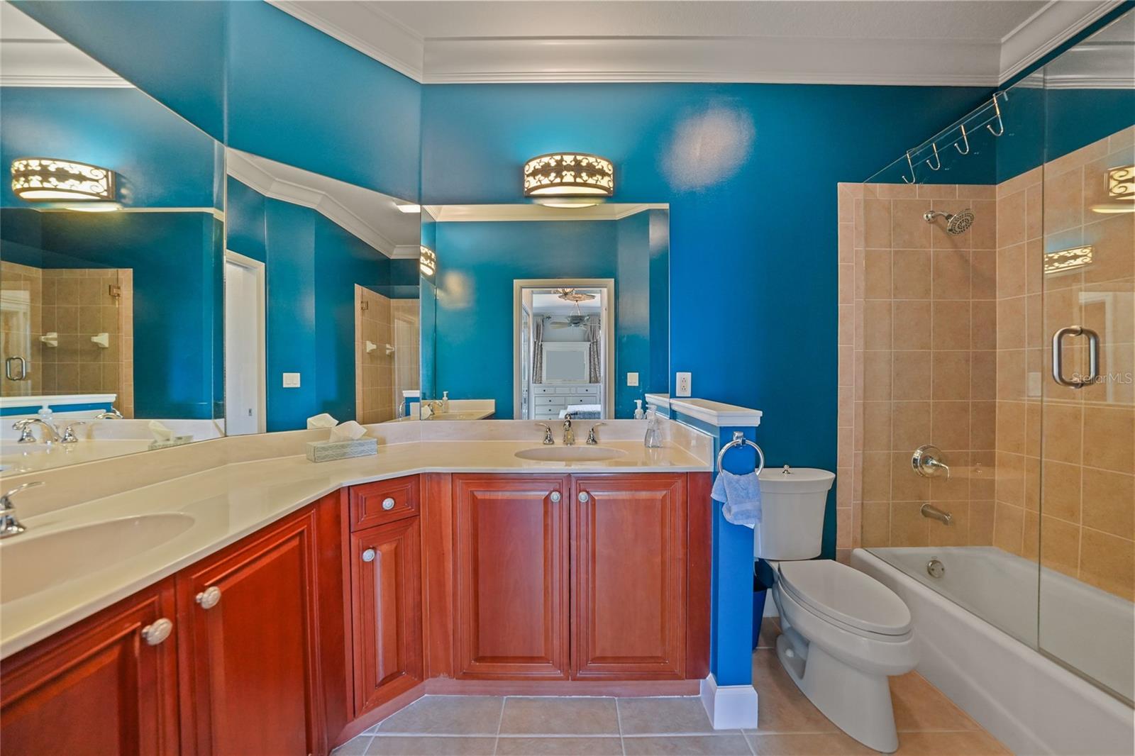 Image 20 of 33 For 17258 Acapulco Road 122