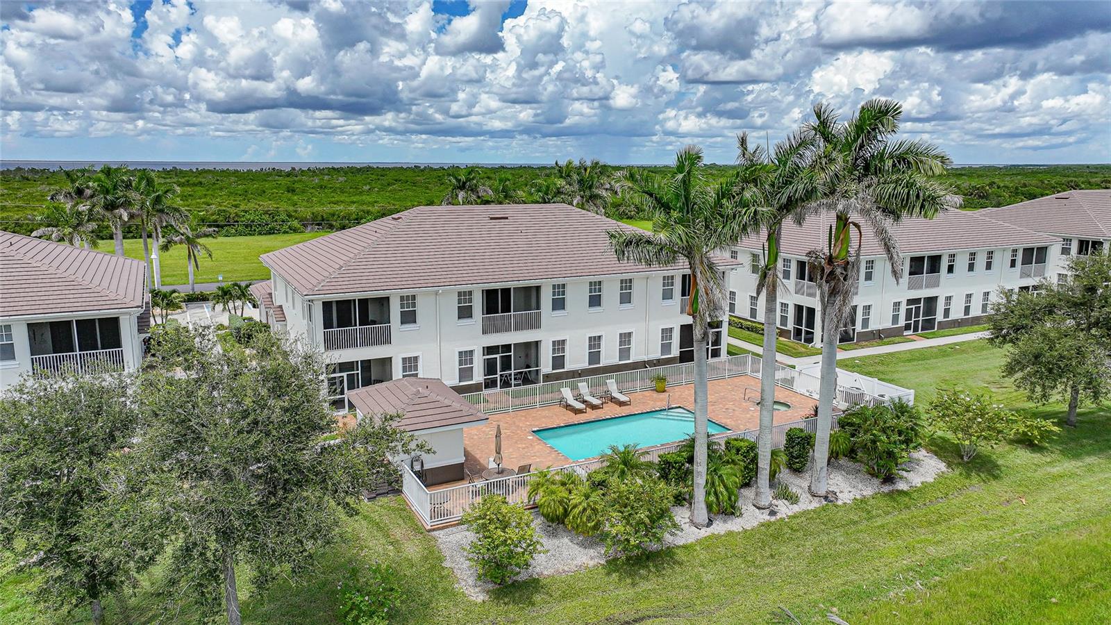 Image 31 of 33 For 17258 Acapulco Road 122