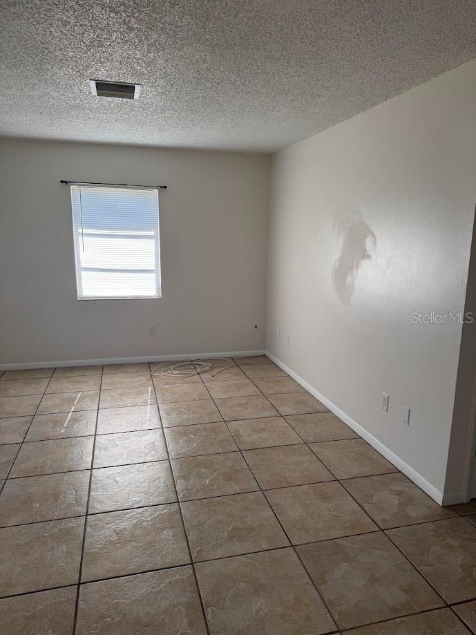 Image 11 of 16 For 11351 Poplin Avenue B