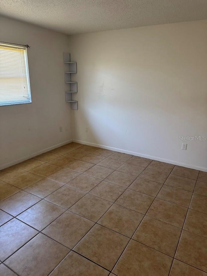 Image 16 of 16 For 11351 Poplin Avenue B