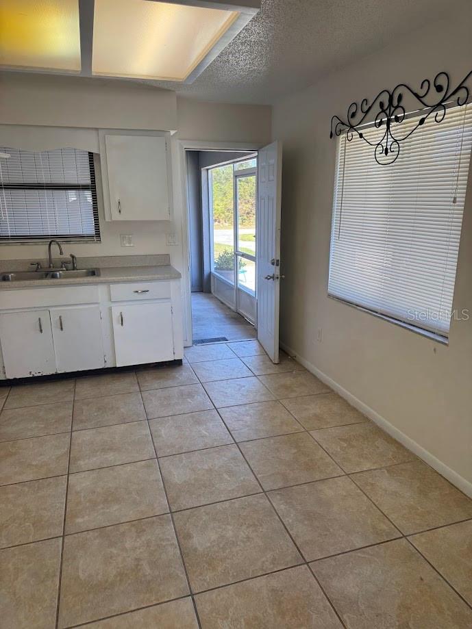 Image 9 of 16 For 11351 Poplin Avenue B