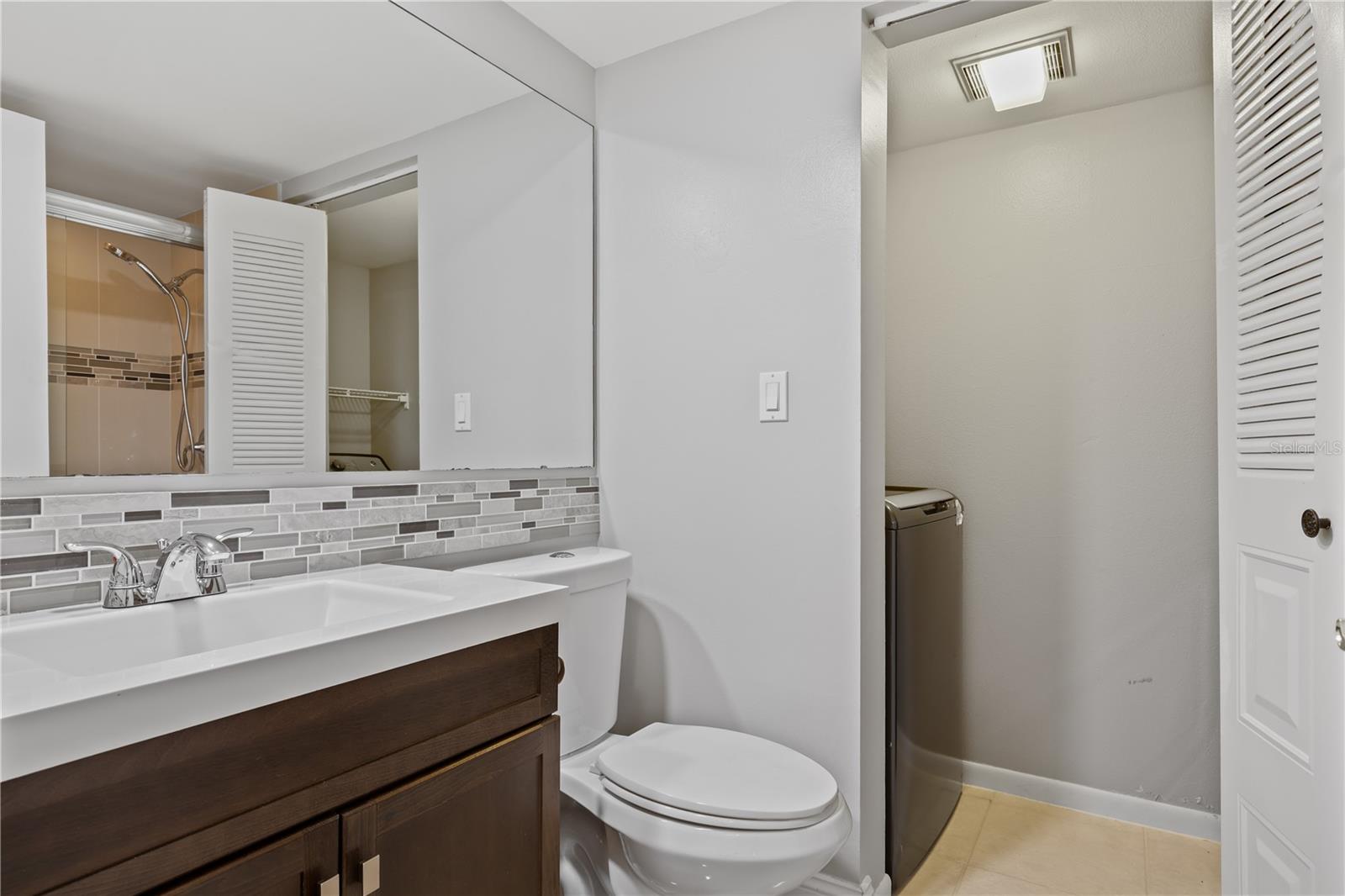 Image 10 of 44 For 5224 Cedarbend Drive 4