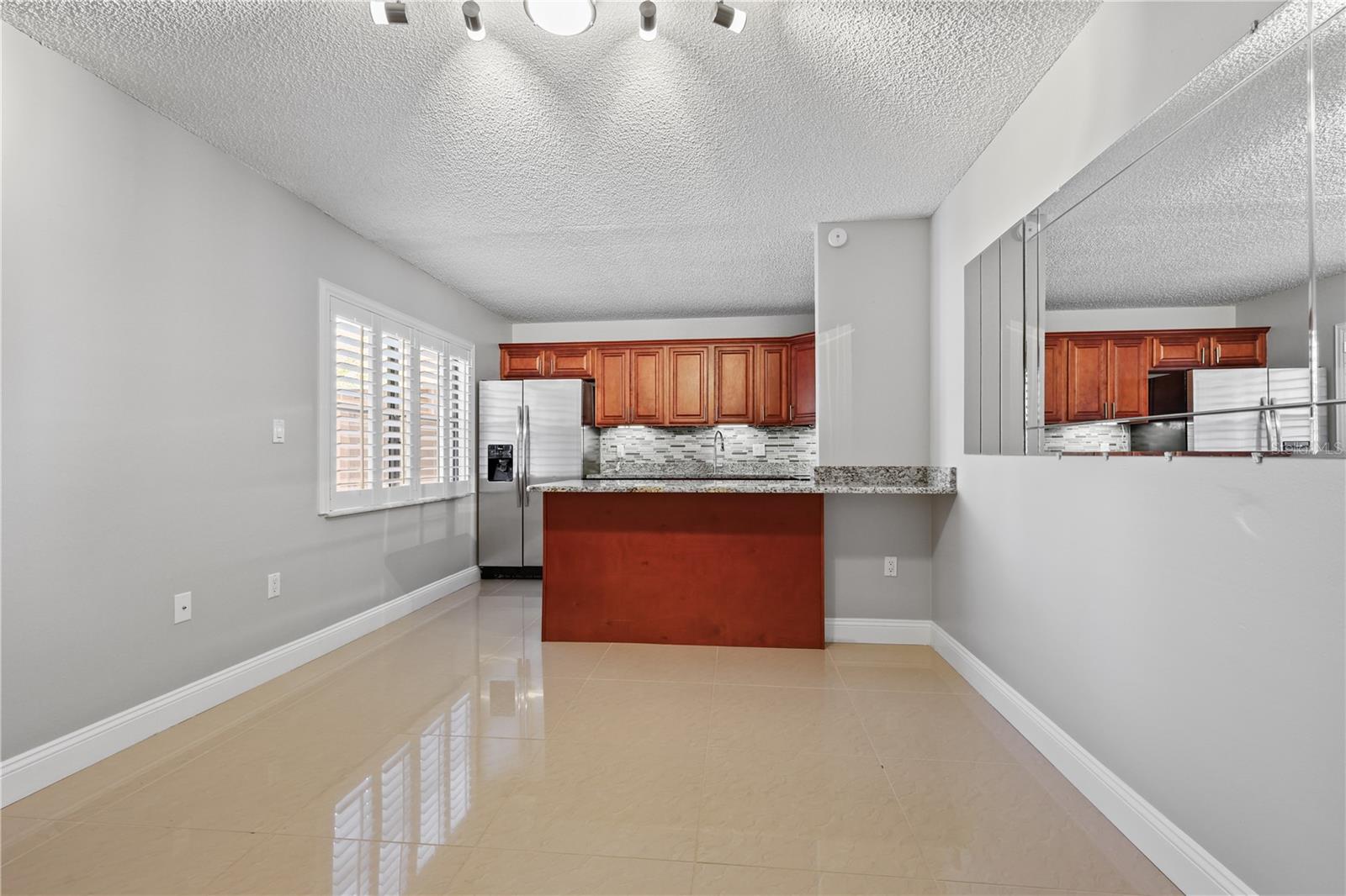 Image 14 of 44 For 5224 Cedarbend Drive 4