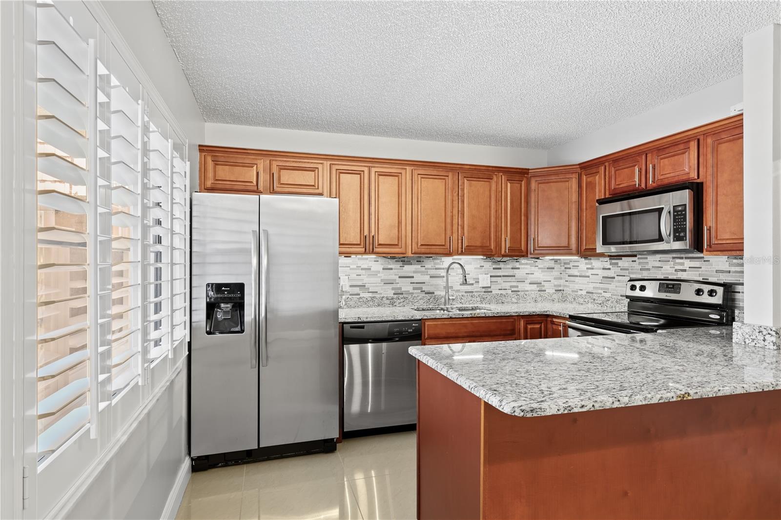 Image 18 of 44 For 5224 Cedarbend Drive 4