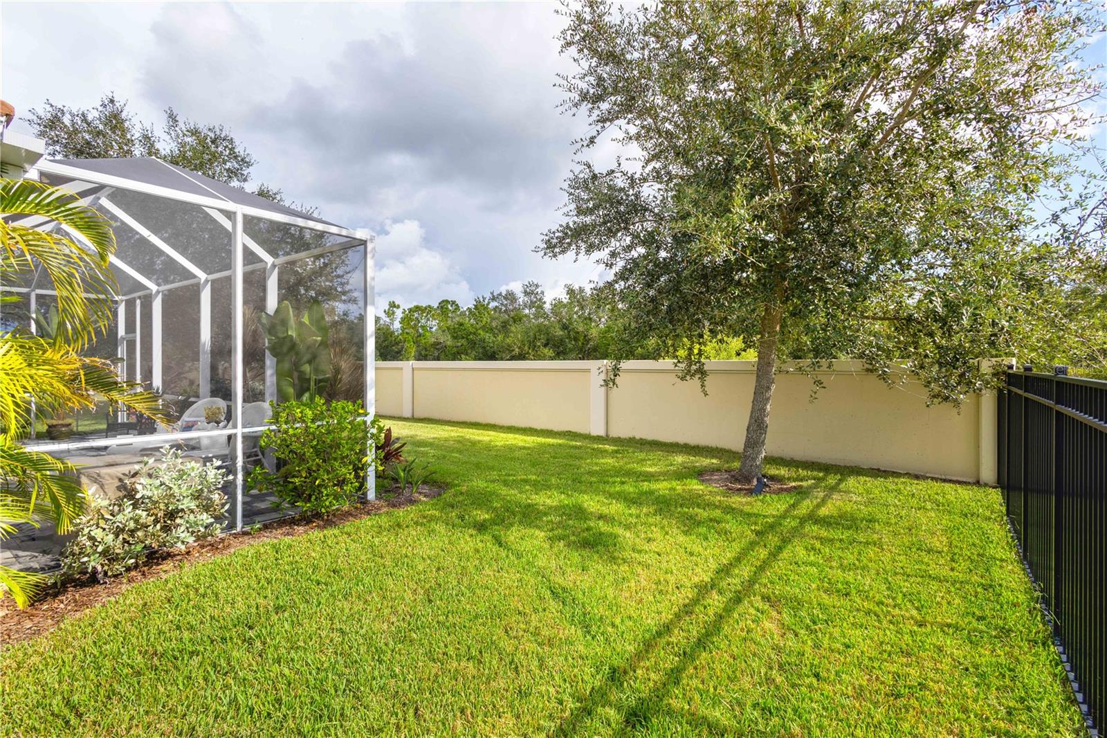 Image 31 of 41 For 5119 Grand Cypress Blvd