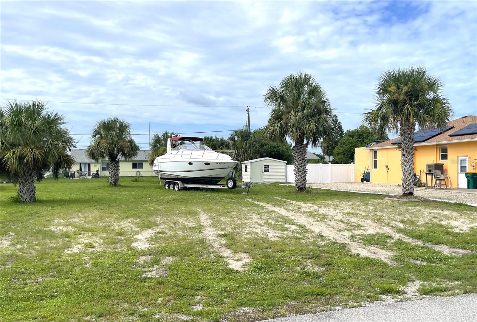 Image 31 of 34 For 18319 Arapahoe Circle