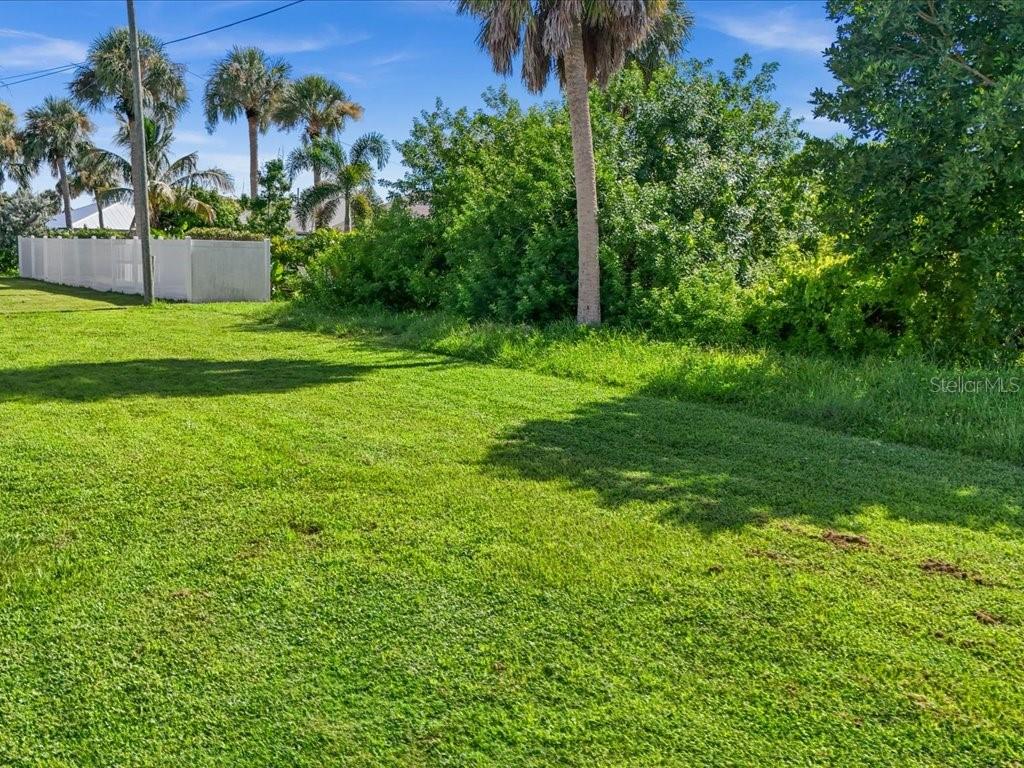 Image 33 of 35 For 4461 Cunningham Street