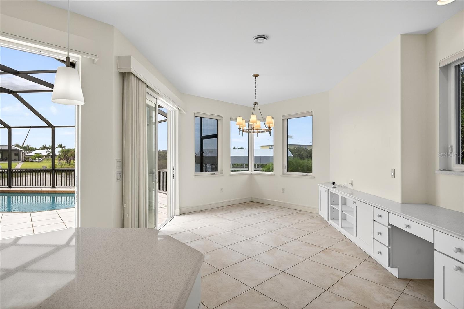 Image 15 of 51 For 15435 Appleton Boulevard