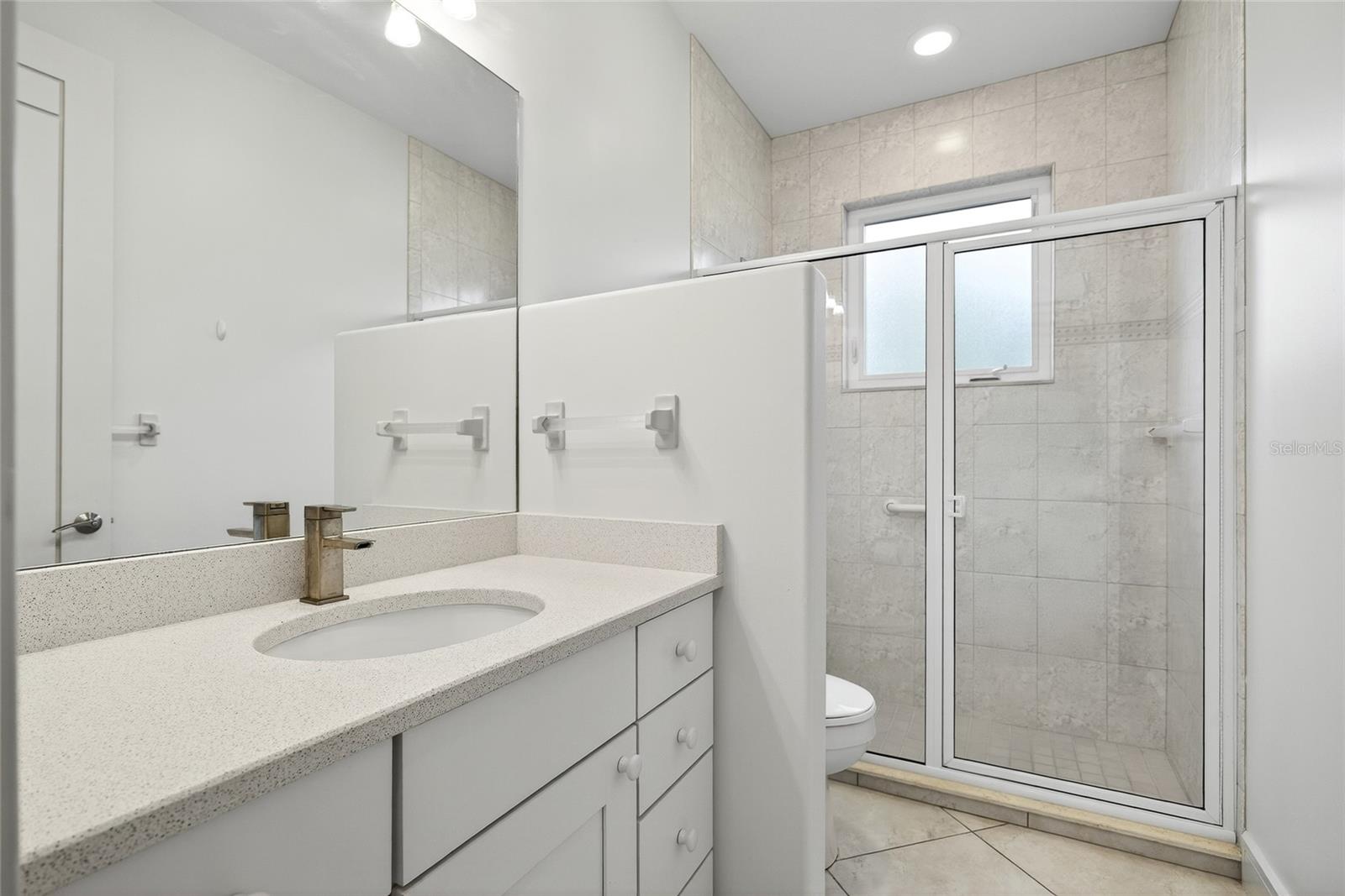 Image 21 of 51 For 15435 Appleton Boulevard