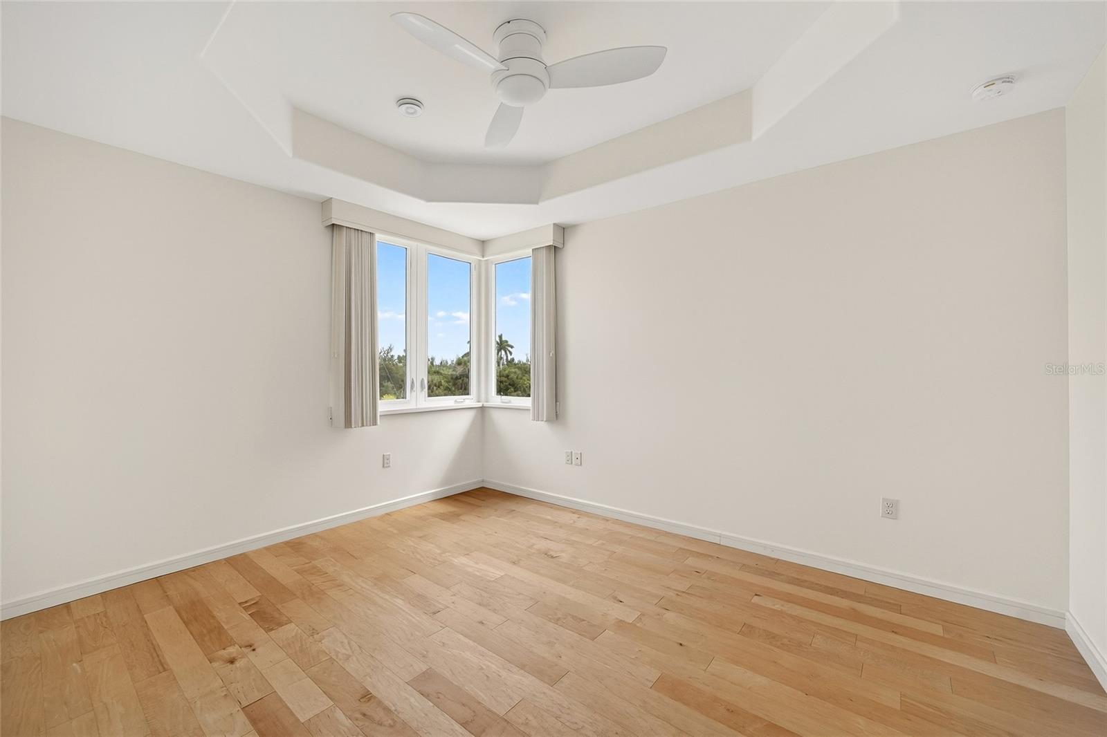 Image 31 of 51 For 15435 Appleton Boulevard