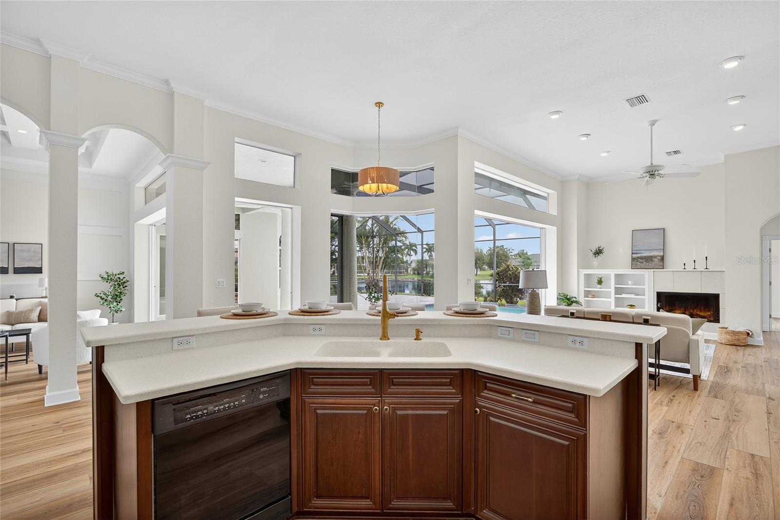 Image 14 of 44 For 11600 Courtly Manor Drive