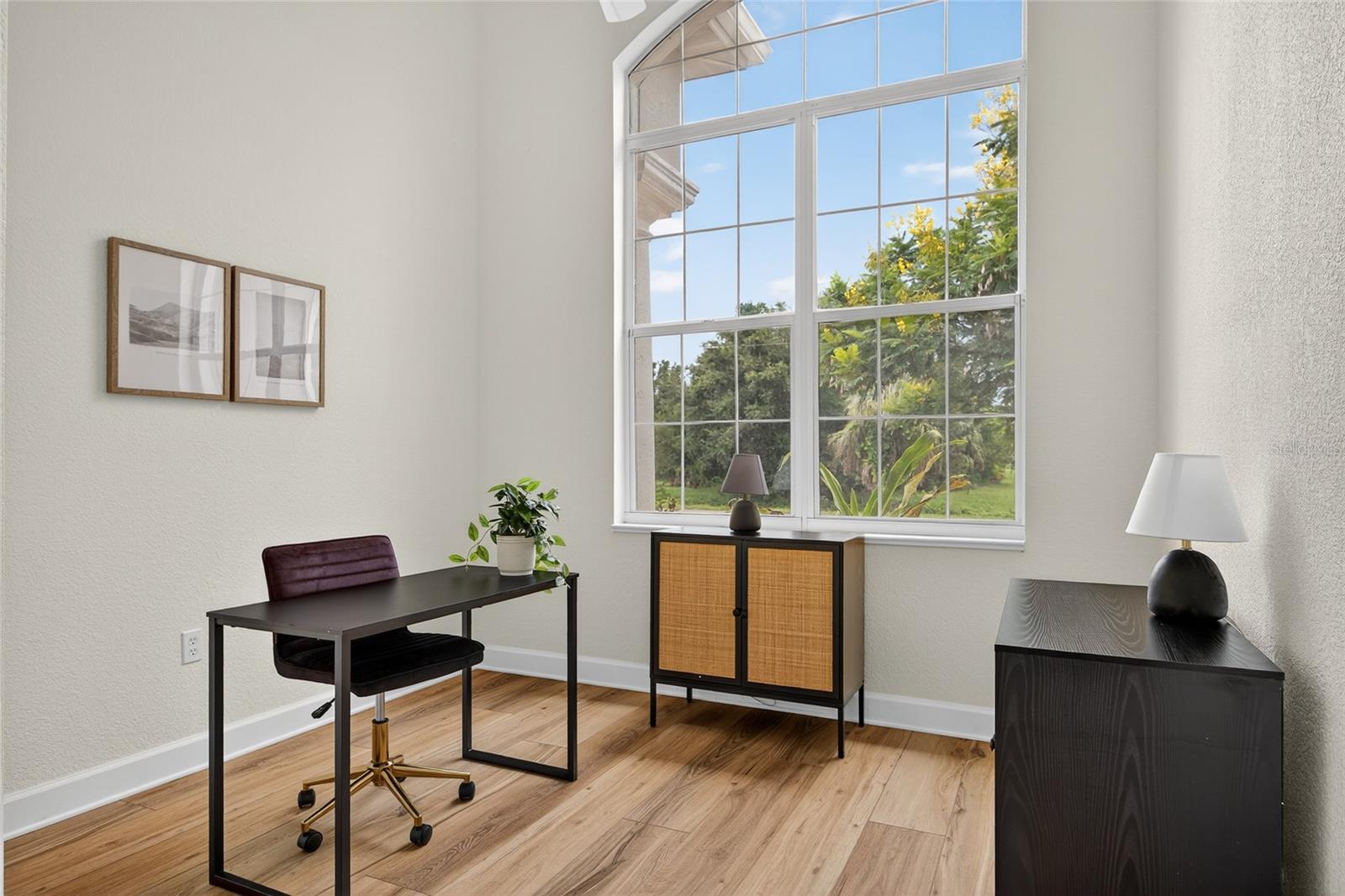 Image 24 of 44 For 11600 Courtly Manor Drive