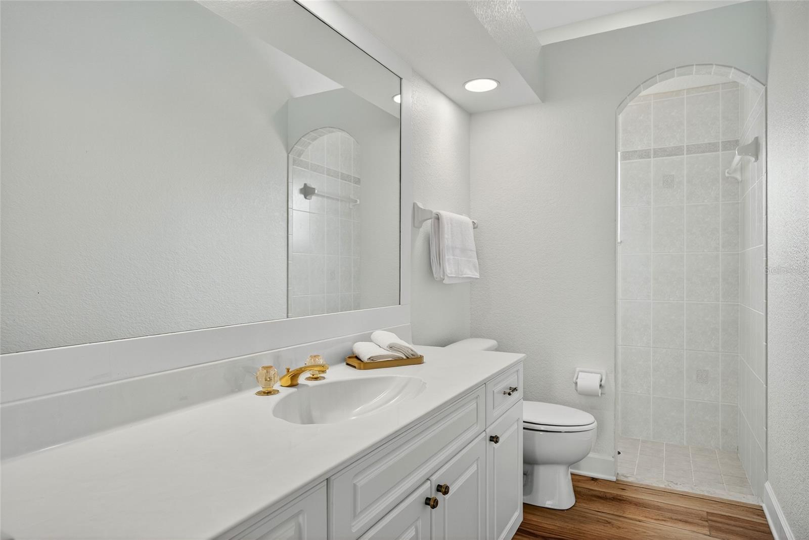 Image 26 of 44 For 11600 Courtly Manor Drive