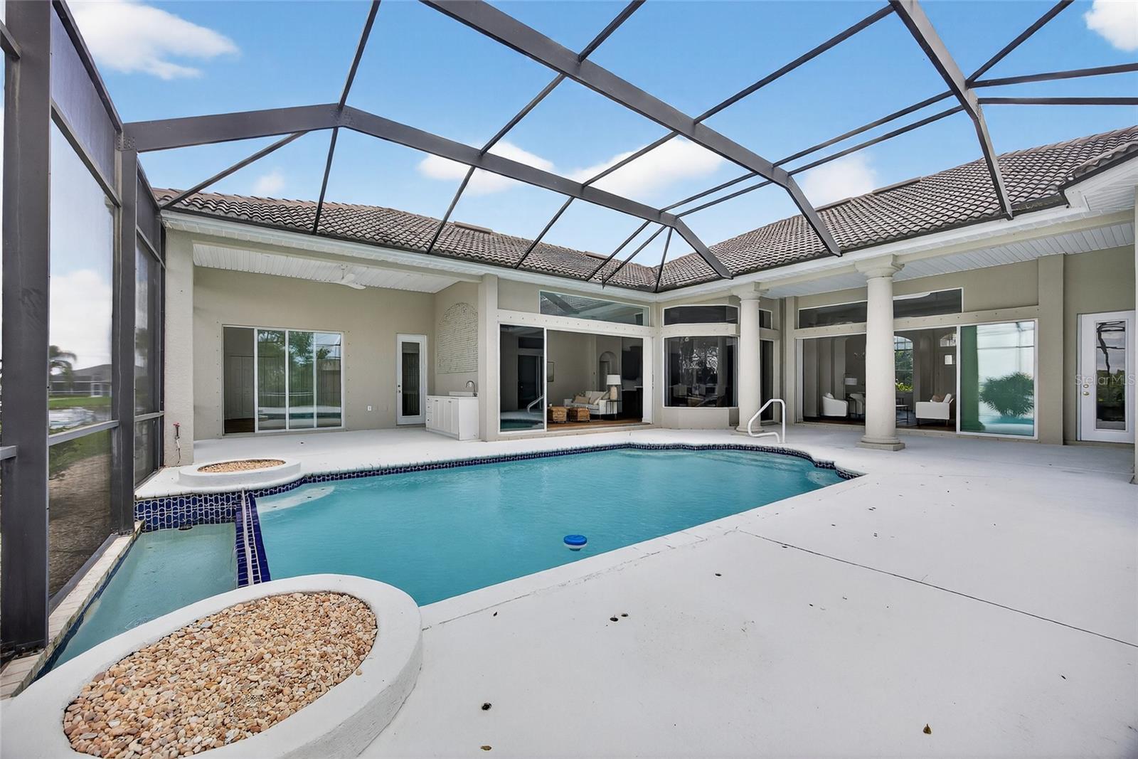Image 37 of 44 For 11600 Courtly Manor Drive
