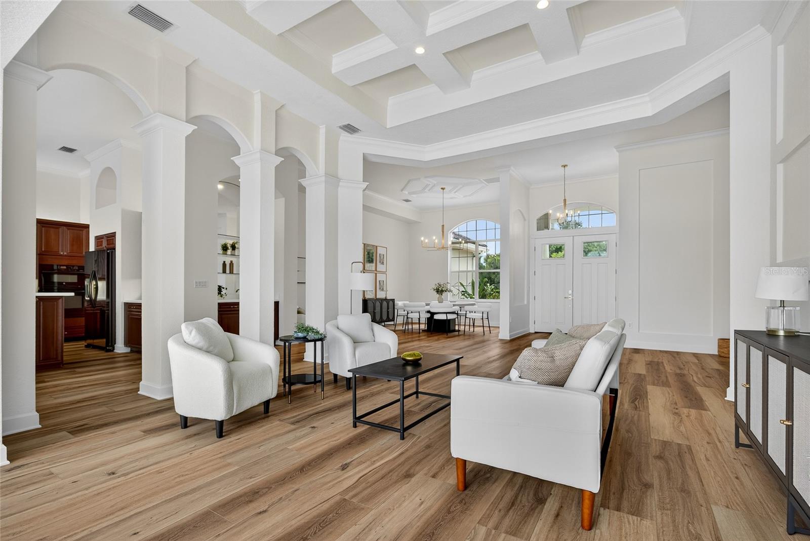 Image 5 of 44 For 11600 Courtly Manor Drive