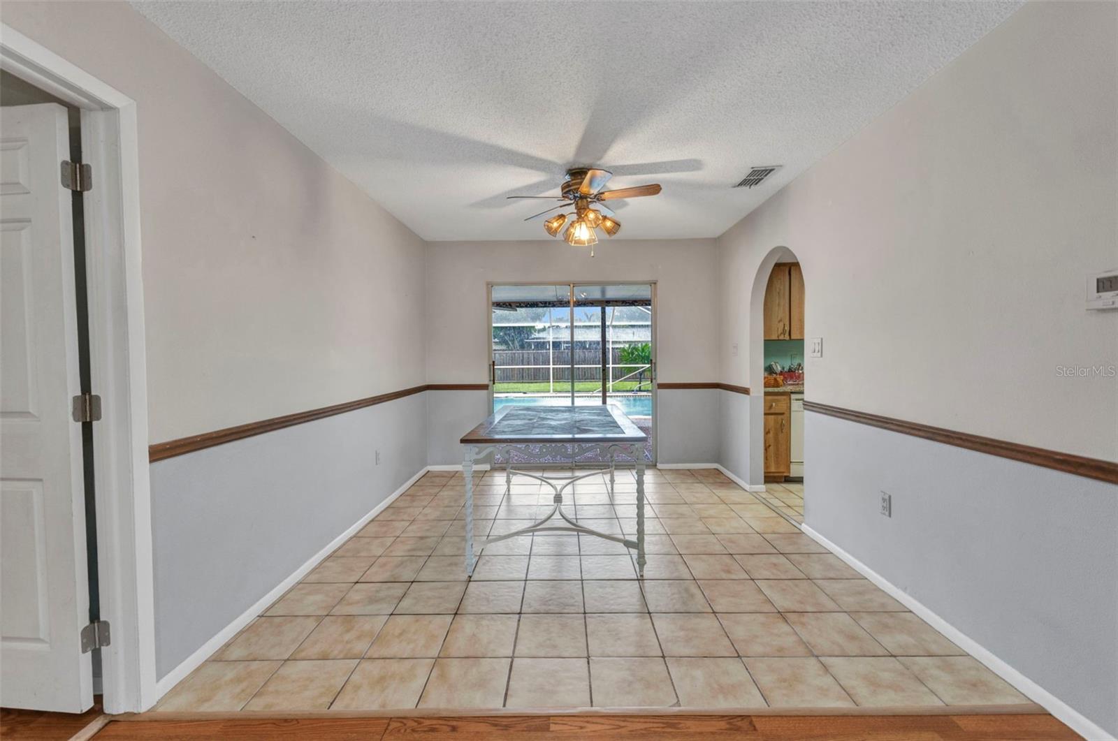 Image 16 of 33 For 21028 Churon Avenue