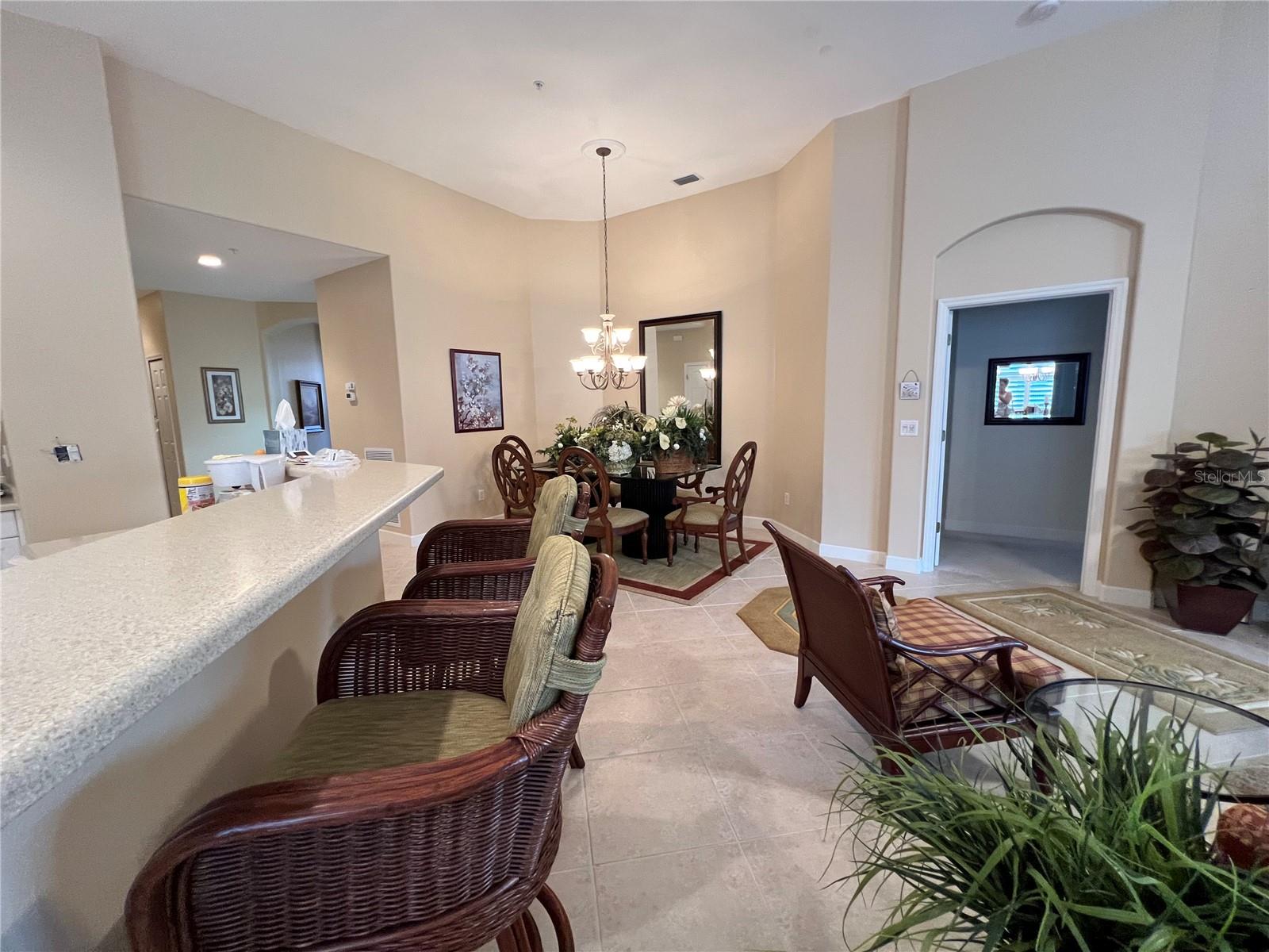 Image 11 of 53 For 3304 Sunset Key Circle D
