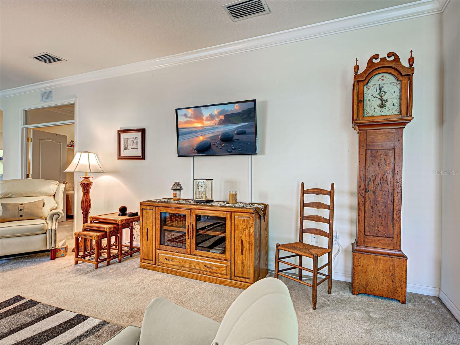 Image 12 of 63 For 4911 Whispering Oaks Drive