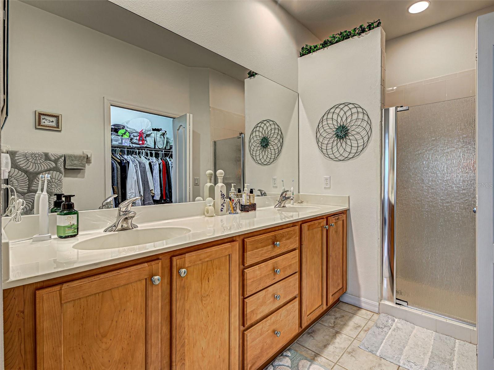 Image 24 of 63 For 4911 Whispering Oaks Drive