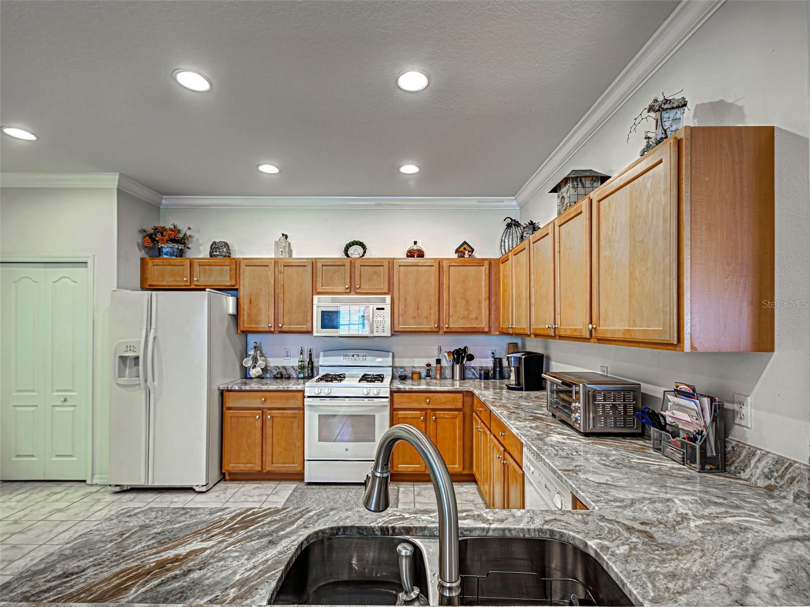 Image 35 of 63 For 4911 Whispering Oaks Drive
