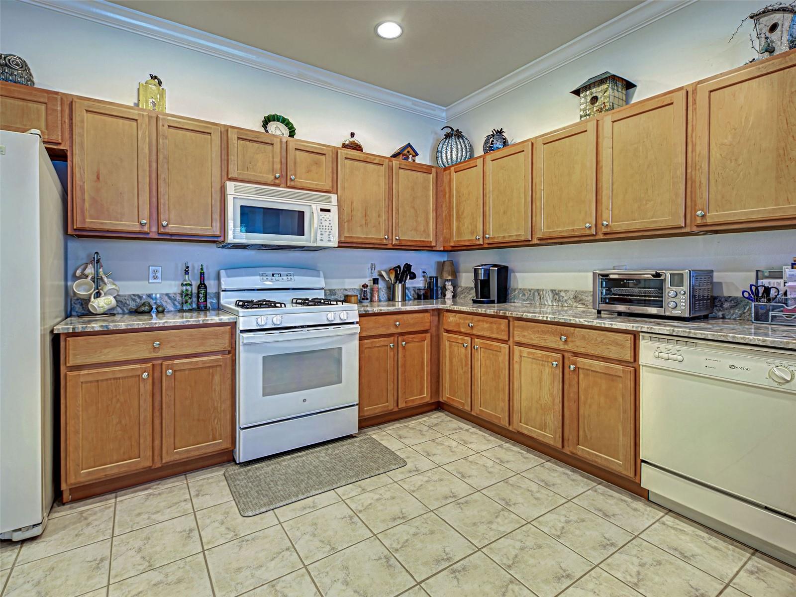 Image 37 of 63 For 4911 Whispering Oaks Drive