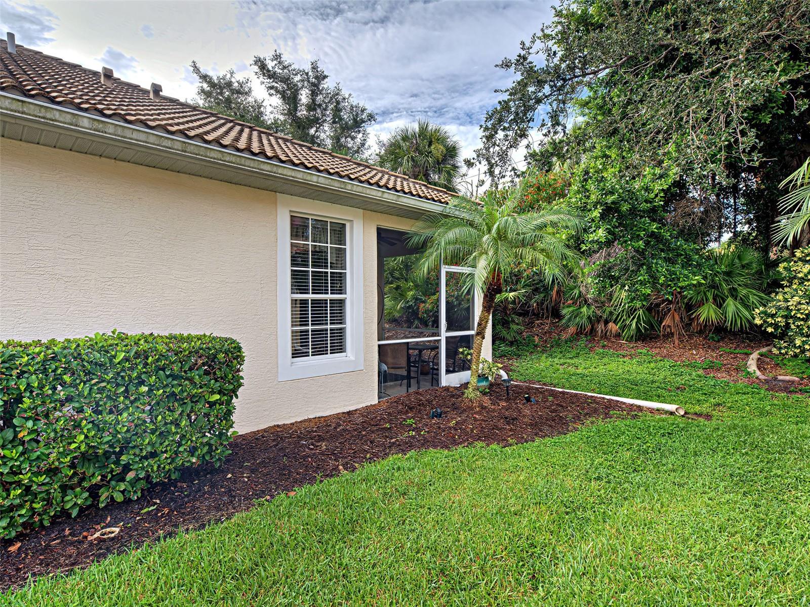 Image 4 of 63 For 4911 Whispering Oaks Drive