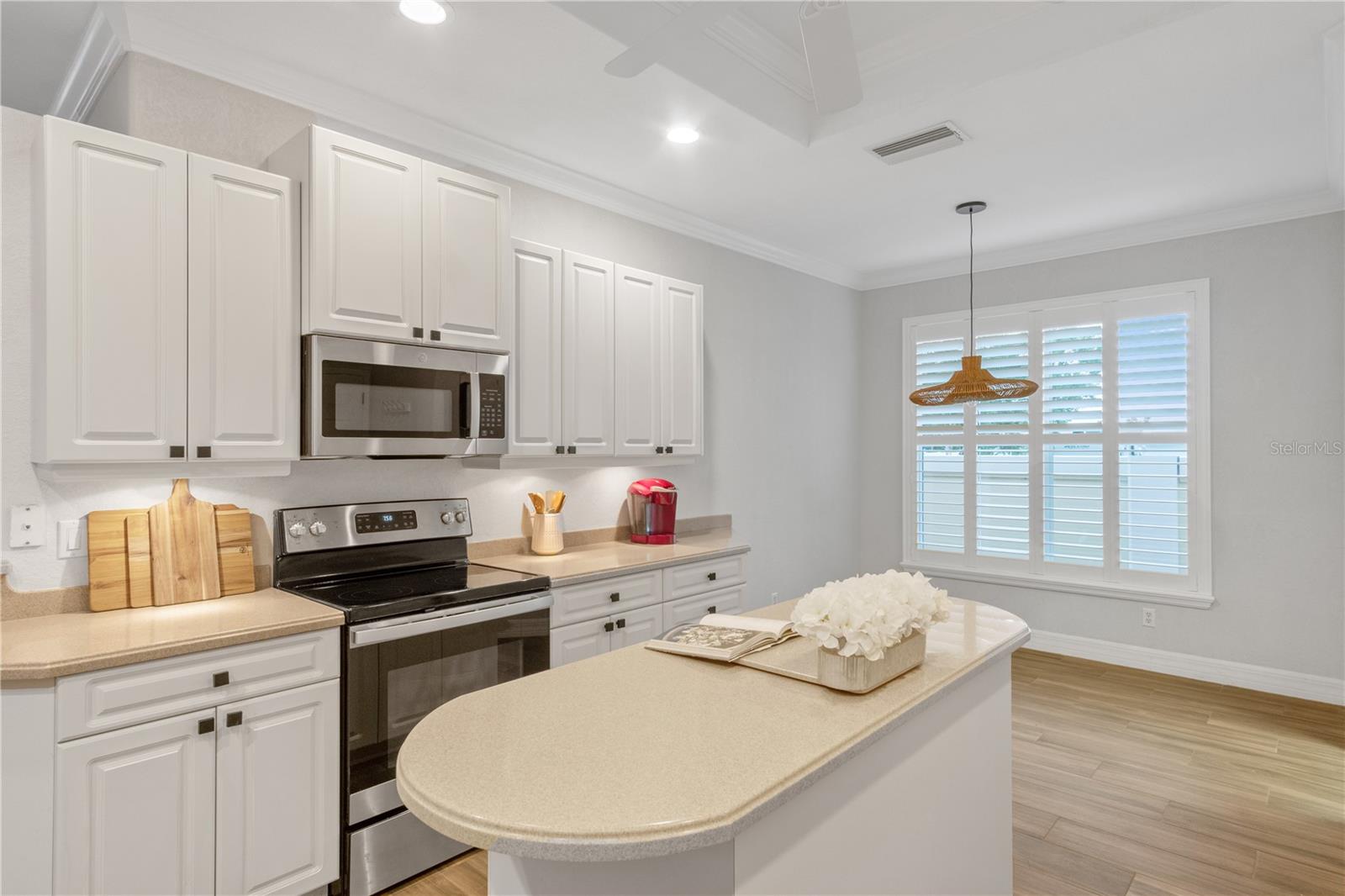 Image 16 of 99 For 2890 Whispering Pine Lane