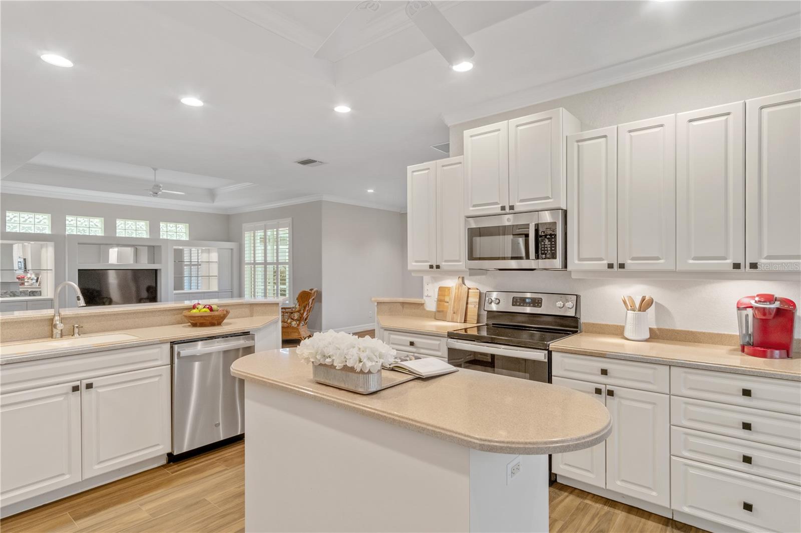 Image 17 of 99 For 2890 Whispering Pine Lane