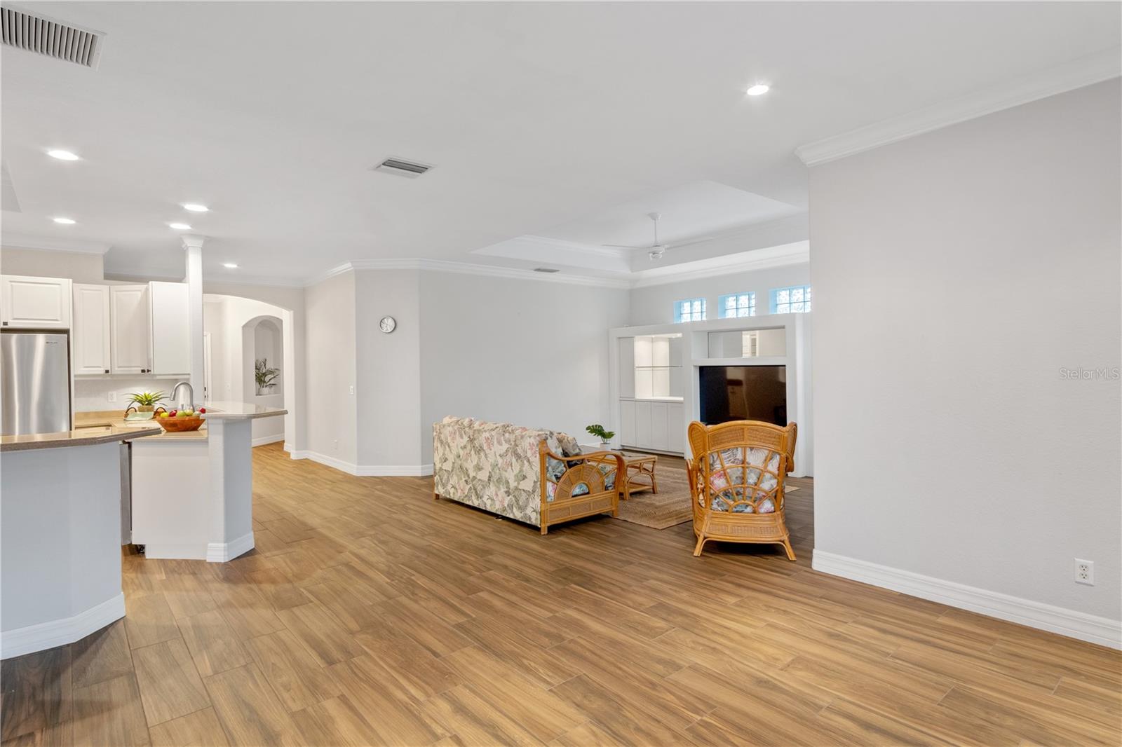 Image 33 of 99 For 2890 Whispering Pine Lane