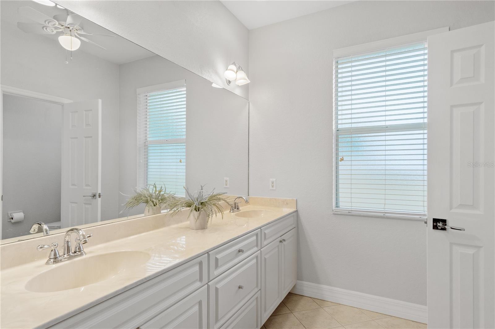 Image 39 of 99 For 2890 Whispering Pine Lane