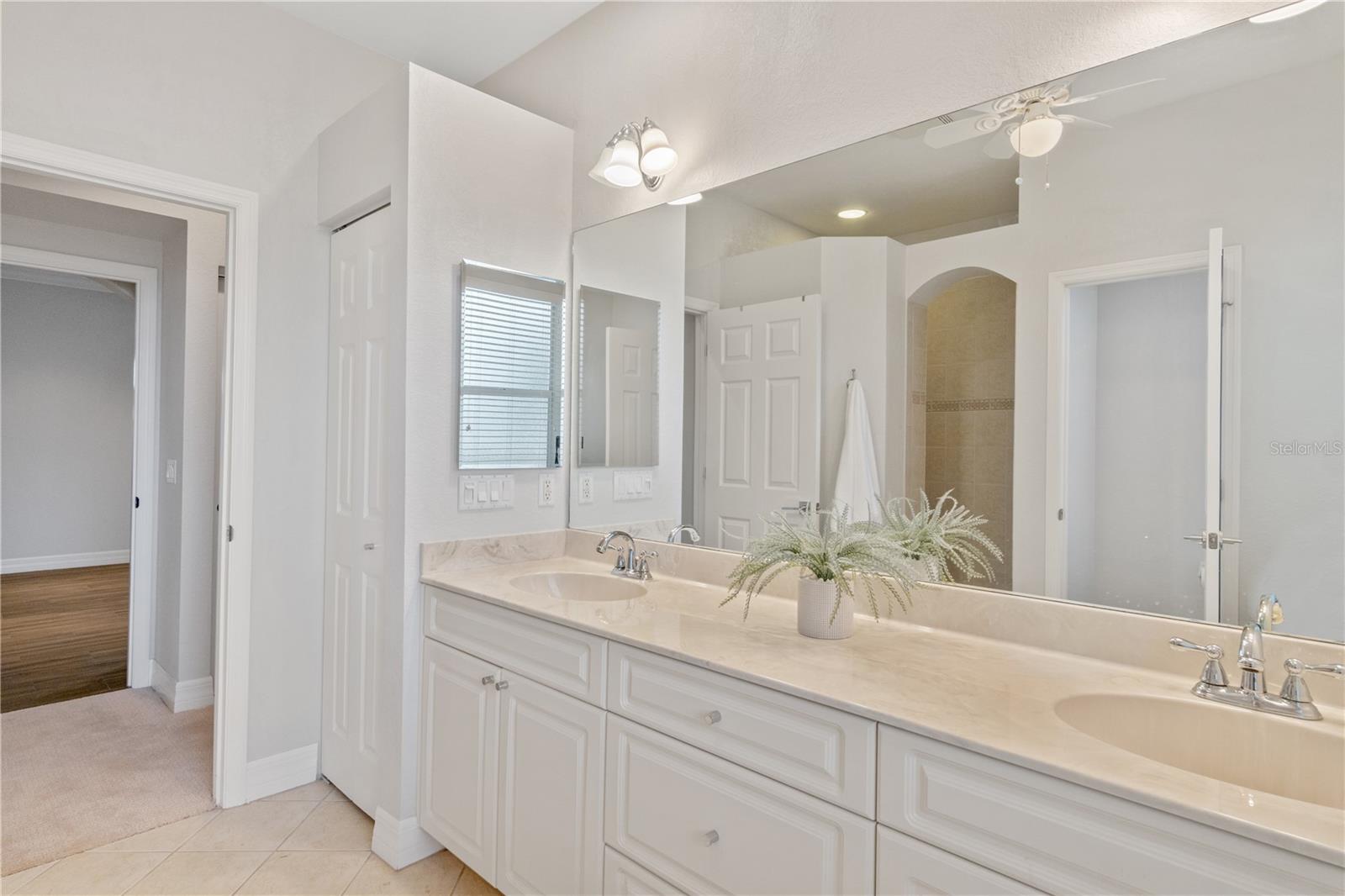 Image 41 of 99 For 2890 Whispering Pine Lane