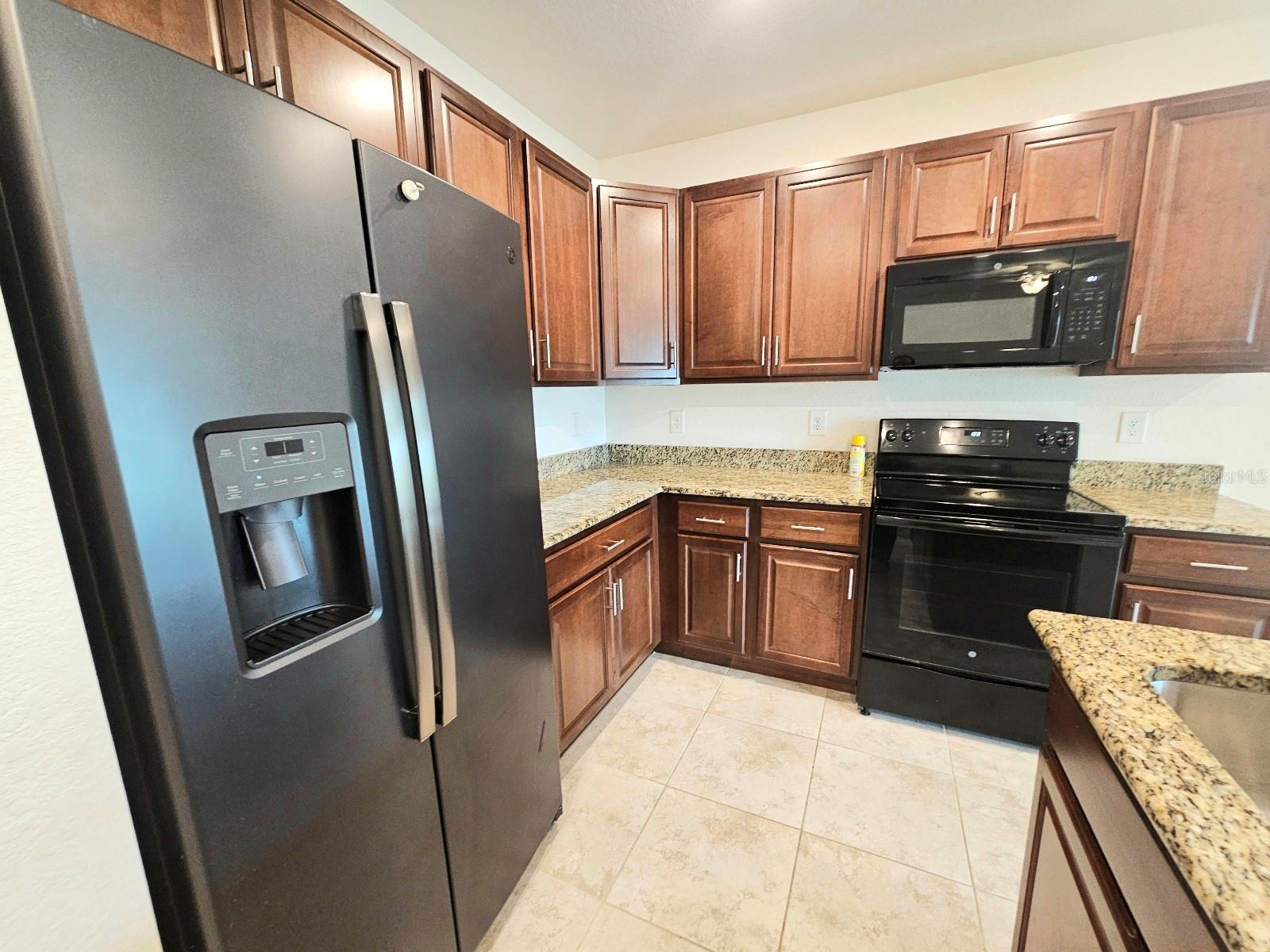 Image 10 of 44 For 3050 Beacon Drive