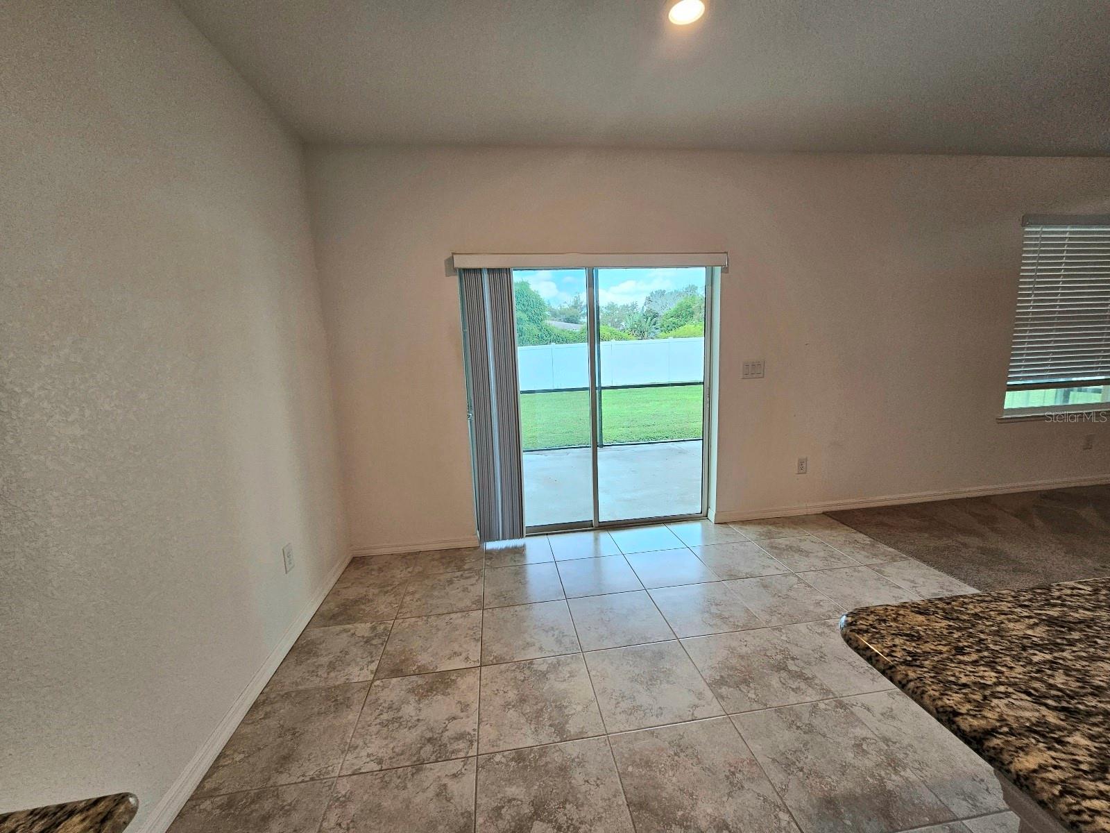 Image 11 of 44 For 3050 Beacon Drive