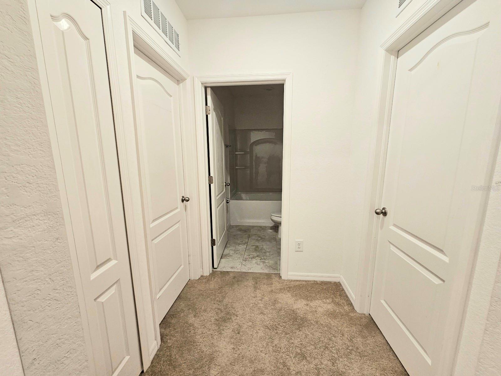 Image 13 of 44 For 3050 Beacon Drive