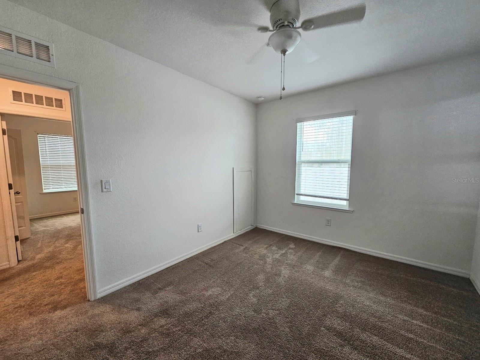 Image 14 of 44 For 3050 Beacon Drive