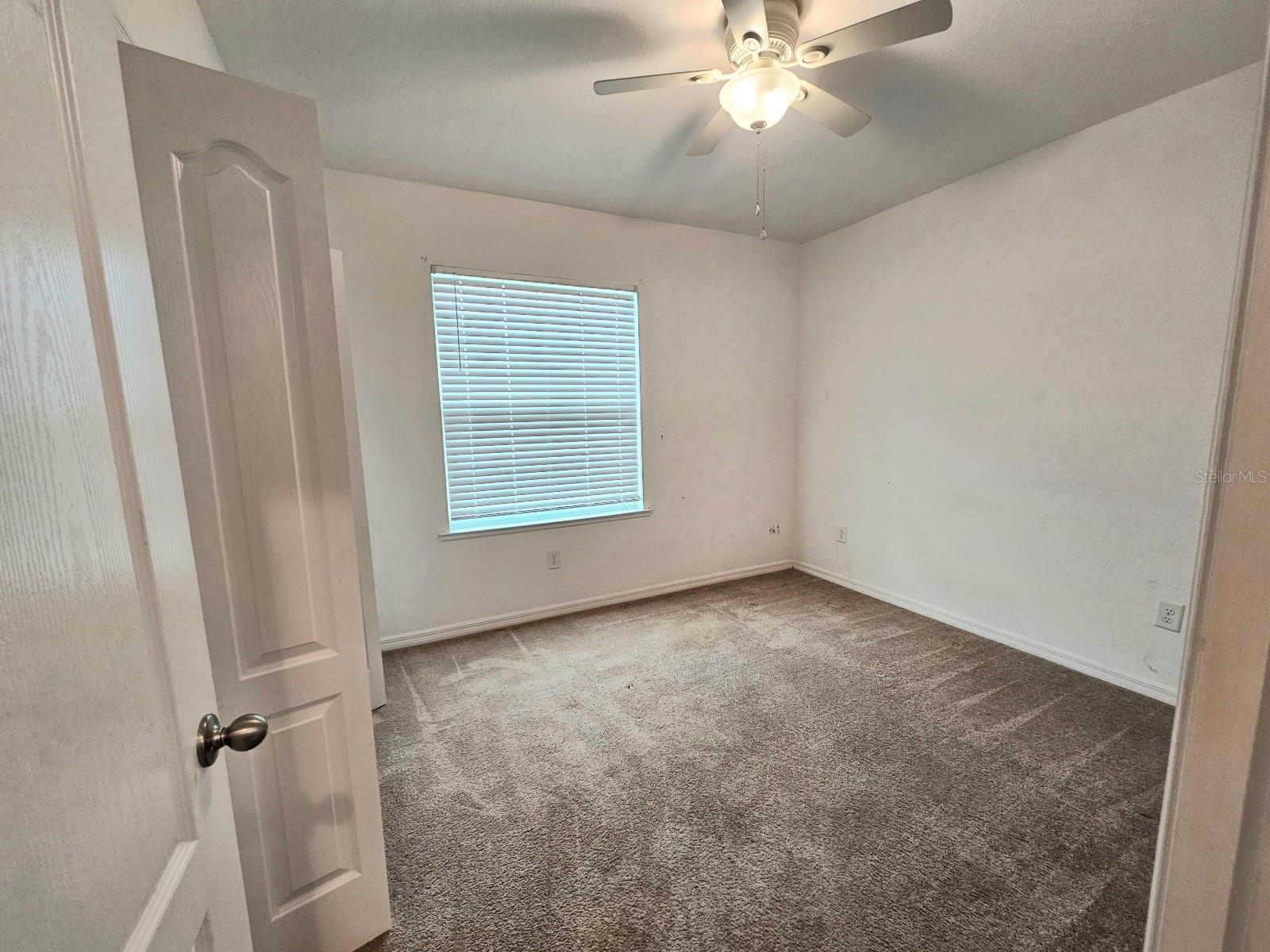 Image 18 of 44 For 3050 Beacon Drive