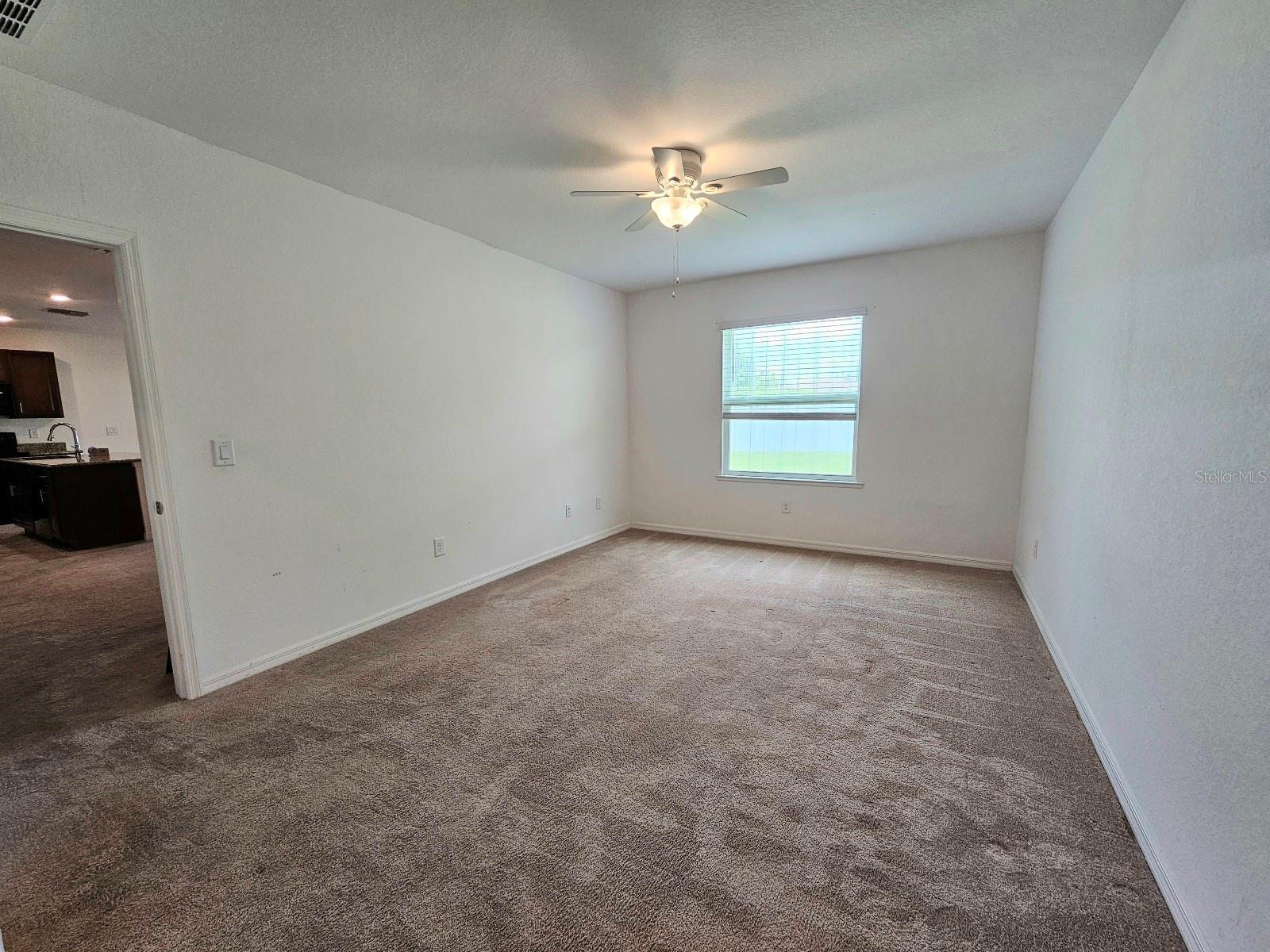 Image 21 of 44 For 3050 Beacon Drive