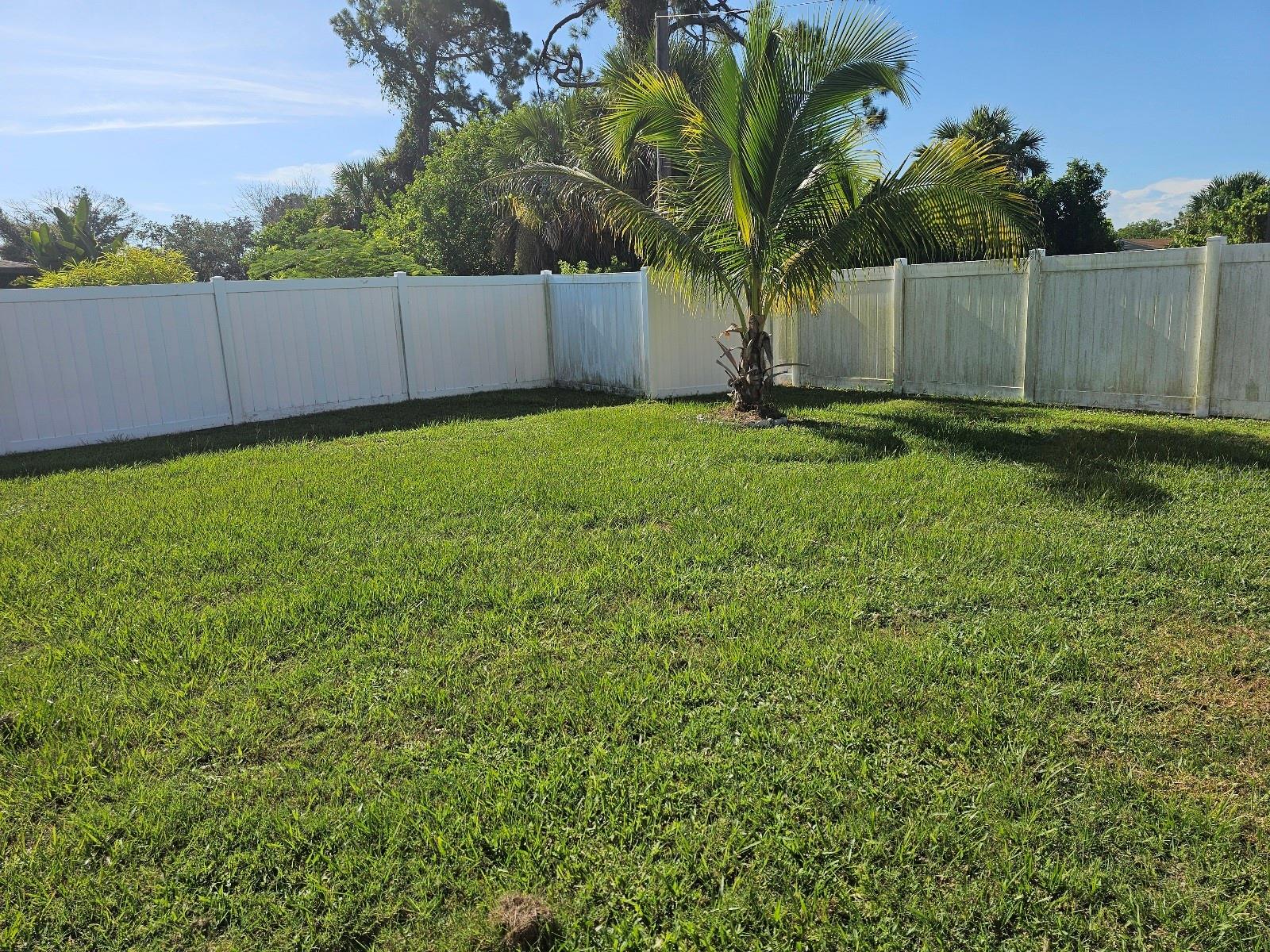 Image 39 of 44 For 3050 Beacon Drive